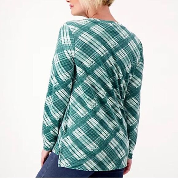 Denim & Co. Printed Velour Pullover with Hi-Low Hem - Picture 2 of 5